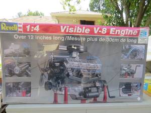 lot 61 image: Revell Visible V-8 Engine Model Kit