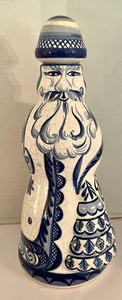 lot 56 image: Vintage Russian Blue and White Decanter Set