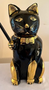 lot 96 image: Cat with Umbrella Figurine