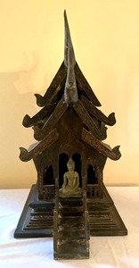 lot 20 image: Vintage Spirit House from Thailand