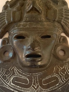 lot 82 image: Aztec Pottery Decorative Figurine