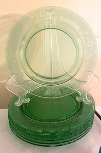 lot 218 image: Gorgeous Green Depression Glass Grouping
