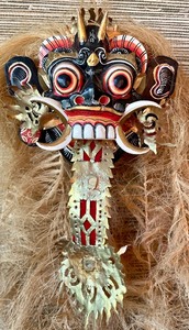 lot 297 image: Unique Decorative Rangda Wall Mask from Bali