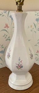 lot 349 image: Pair of Lovely Table Lamps