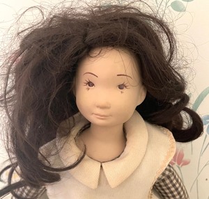 lot 457 image: Delightful Doll
