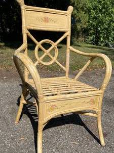 lot 445 image: Vintage Decorative Accent Chair