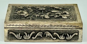 lot 29 image: Silver Embossed Trinket Box