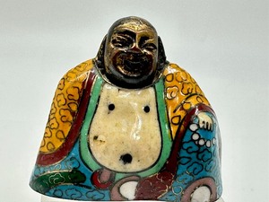 lot 181 image: Vintage Small Brass and Cloisonn Style Buddha Figurine