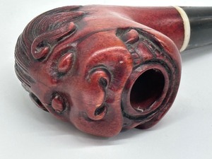 lot 190 image: Vintage Carved Pipe