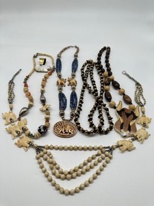lot 494 image: Five Unique Beaded Necklaces