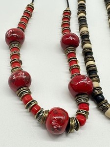 lot 493 image: Three Beaded Necklaces