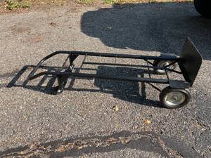 lot 402 image: Vertical  Horizontal Dolly