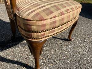 lot 407 image: Ethan Allen High-Back Chair