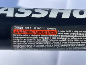 lot 408 image: Black and Decker 18 Volt Rechargeable Grasshog Trimmer  Edger Model NST2018