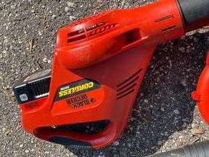lot 410 image: Two Black and Decker Rechargable Leaf Blowers Models NS118 And NSW18
