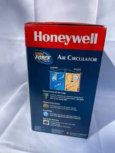 lot 417 image: Honeywell Air Circulator model HT-900-TGT