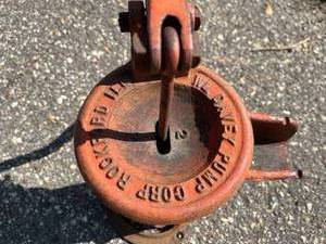 lot 428 image: Vintage WL Dowey Pump Company Garden Deco Pump