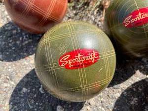 lot 432 image: Vintage Sportcraft Boccee Ball Set Made in Italy