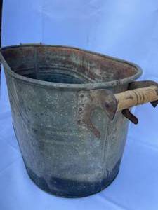 lot 530 image: Vintage Metal Crock with Wooden Handles