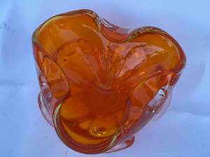 lot 531 image: Awesome Orange Glass Vintage Candy Dish