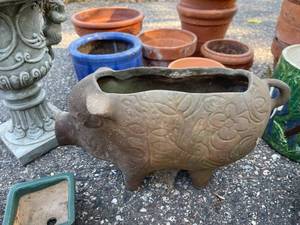 lot 535 image: Large Lot of Planters in Assorted Fun Shapes and Sizes