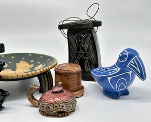 lot 483 image: Ethnic Treasures