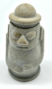 lot 484 image: Fun Figural Lighter