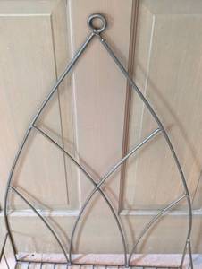 lot 227 image: Metal Wall Basket Planter