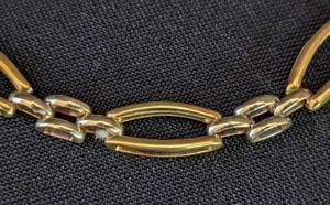lot 234 image: 14k Gold Link Bracelet