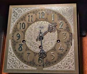 lot 238 image: Vintage Sligh Wall Clock