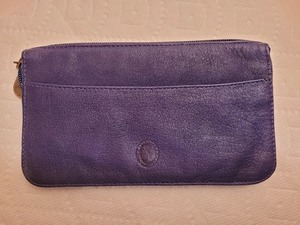 lot 228 image: Levenger Purple Leather Wallet