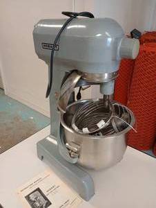 lot 31 image: Hobart A-200T Commercial Bread Dough Mixer