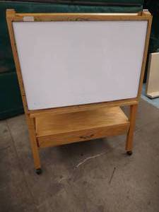 lot 82 image: Rolling White Board Easel