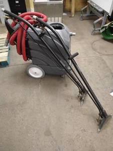 lot 127 image: Tennant EX-CAN-15-LP Carpet Extractor