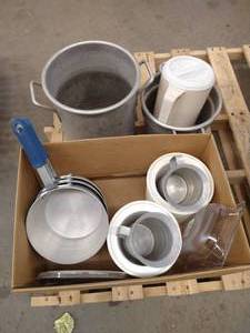lot 167 image: Lot of Miscellaneous Pans & Containers