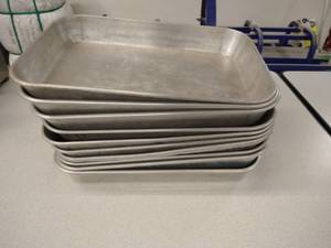 lot 176 image: (10) RoastingBaking Pans