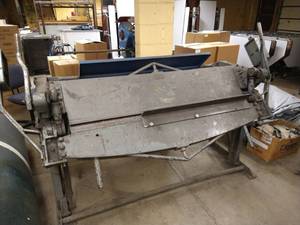 lot 187 image: Large Sheet Metal Brake