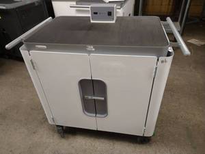 lot 194 image: Bretford MacBook Charging Station