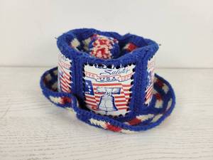 lot 226 image: Vintage US Centennial Crocheted Hat