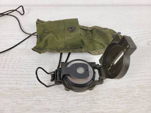 lot 250 image: Vintage US Military Magnetic Compass