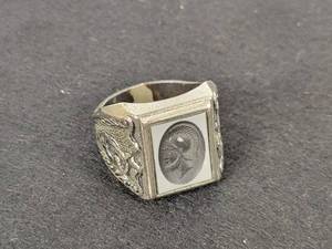 lot 252 image: Vintage Sarah Coventry Sterling Silver Mens Ring - Size 13.5 - 13.82 Grams