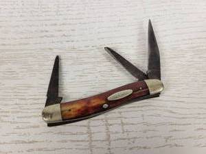 lot 261 image: Vintage CASE Folding Pocket Knife