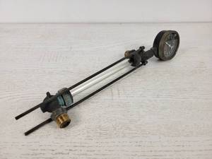 lot 269 image: Vintage Gauge with Original Sight Glass Tube
