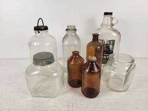 lot 283 image: Lot of Vintage Bottles and Jugs