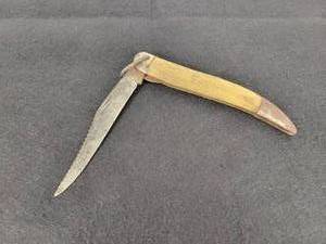 lot 290 image: Vintage Folding 4 Blade Fillet Knife with Hook Remover - Made in the USA