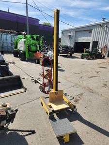lot 30 image: Talpro Cabinetizer 300-lbs Cabinet Lift