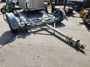 lot 15 image: Car Caddy Tow Dolly Trailer