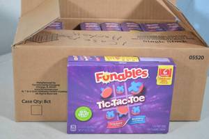 lot 22 image: 8ct Funables Tic-Tac-Toe Fruit Flavored Snacks