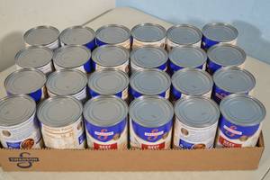 lot 85 image: Flat of Swanson Beef Broth 24 Cans