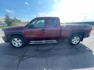 2008 Chevrolet Silverado 1500 LT2 - 2 OWNERS